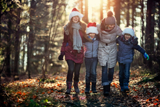 5 Kegiatan Seru Bareng Keluarga untuk Merayakan Natal