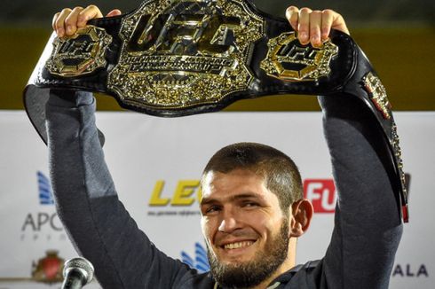 Khabib Tertahan di Rusia, UFC Cari Lawan Pengganti untuk Ferguson?