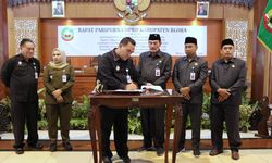 Ranperda APBD 2023 Blora Telah Disetujui, Bupati Arief: Semoga Pembangunan Berjalan Lancar
