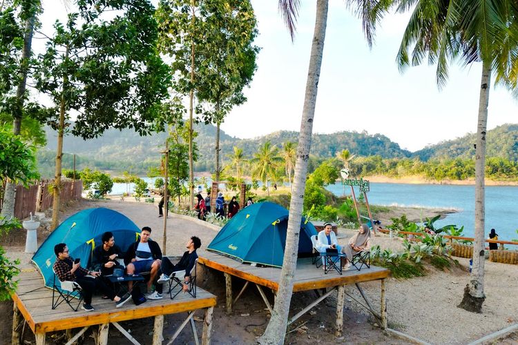 Camping di Lanakila Lake Lampung