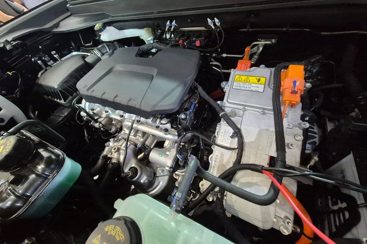 Masih Bingung Soal Perawatan Mobil Hybrid? Begini Penjelasannya