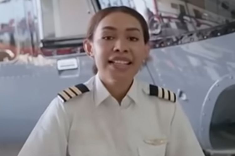 Inspirasi Amigelien Yigibalom, Perempuan Pilot Helikopter Asal Papua Pegunungan
