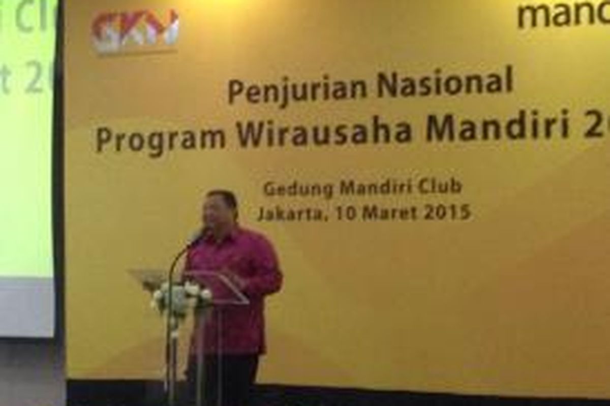 Menteri Koperasi dan Usaha Kecil Menengah, Anak Agung Gde Puspayoga menghadiri acara Penjurian Nasional Program Wirausaha Mandiri, Mandiri Club, Jakarta, Selasa (10/3/2015).