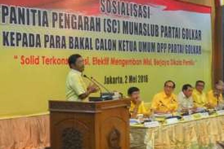 Sekjen DPP Partai Golkar Idrus Marham saat menyampaikan pidato pada sosialisasi penyelenggaraan Munaslub Golkar, di Kantor DPP Golkar, Slipi, Jakarta Barat, Senin (2/5/2016). 