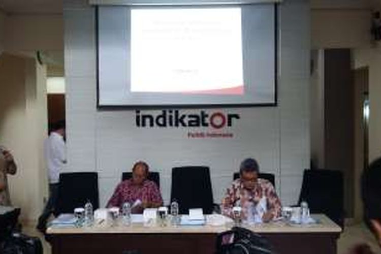 Pemaparan hasil survei Indikator Politik Indonesia di Kantor Indikator, Jakarta Pusat, Senin (8/2/2016).