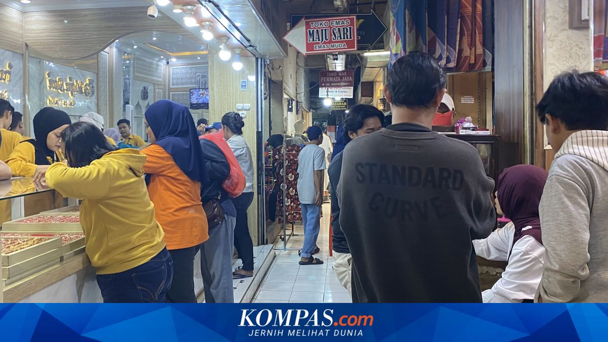 Jelang Tahun Ajaran Baru, Warga Malang Jual Emas demi Kebutuhan Sekolah
