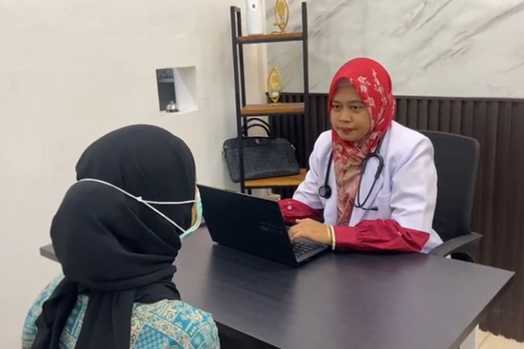 Cerita Dokter Refika, Buka Layanan Gratis untuk Ojek atau Bayar dengan Doa untuk Warga Miskin