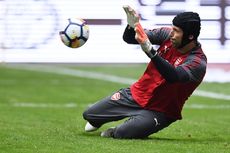 Blunder Petr Cech Saat Arsenal Takluk di Tangan Swansea City