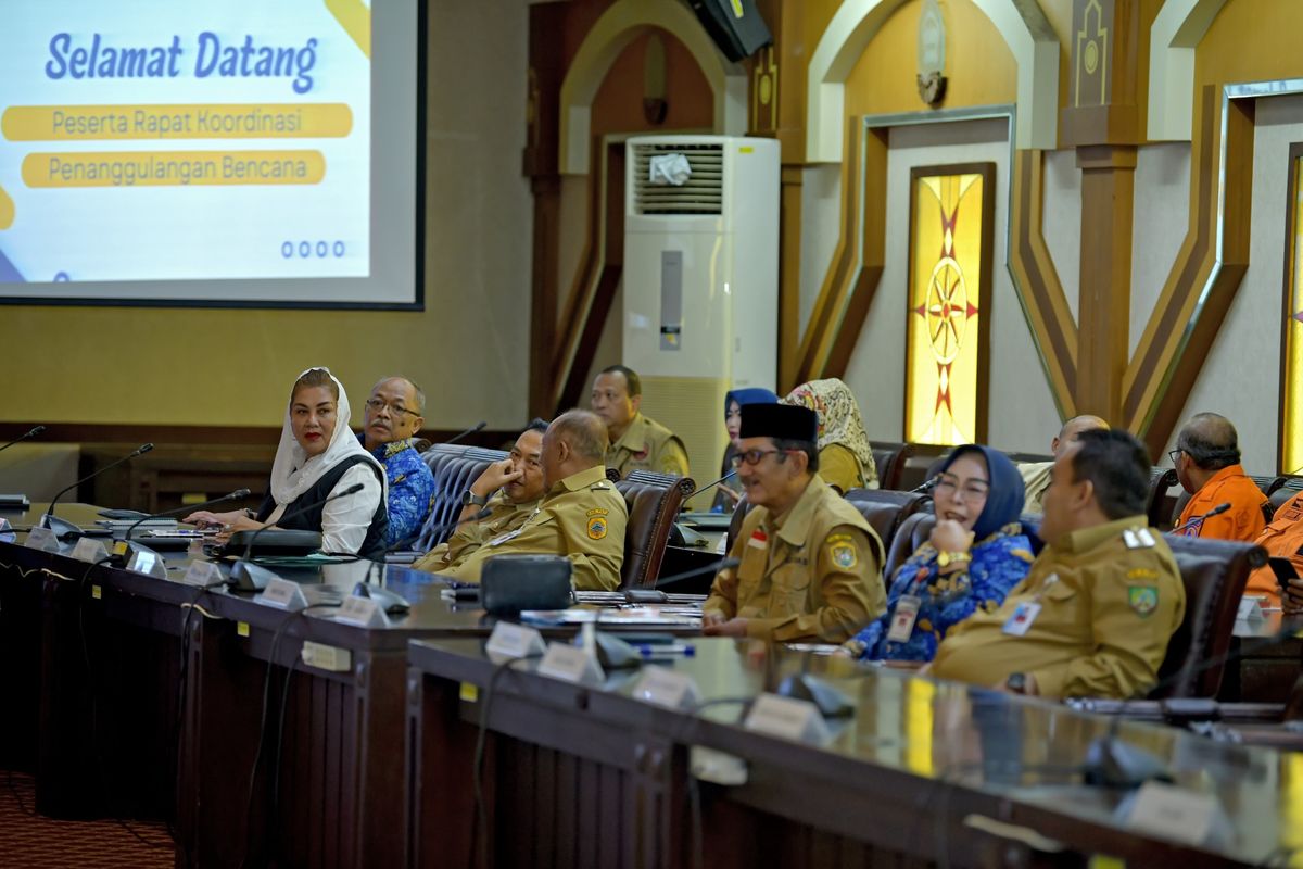 Wali Kota Semarang, Hevearita Gunaryanti Rahayu saat mengadiri Rapat Koordinasi Kesiapan dan Penanganan Bencana di Kantor Pemerintah Provinsi (Pemprov) Jawa Tengah (Jateng), Senin (18/3/2024).