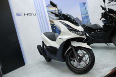 Komparasi Motor Hybrid, Honda PCX e:HEV dan Yamaha Fazzio