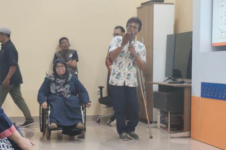 Anggota Unit Layanan Disabilitas BPBD NTB, Selasa (9/6/2026).