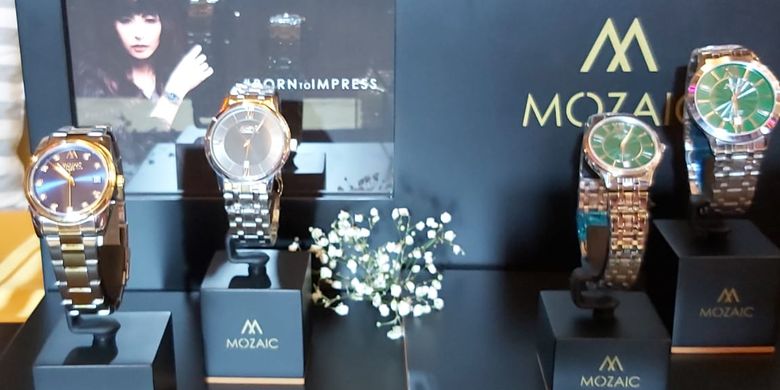 Koleksi jam tangan lokal Mozaic.