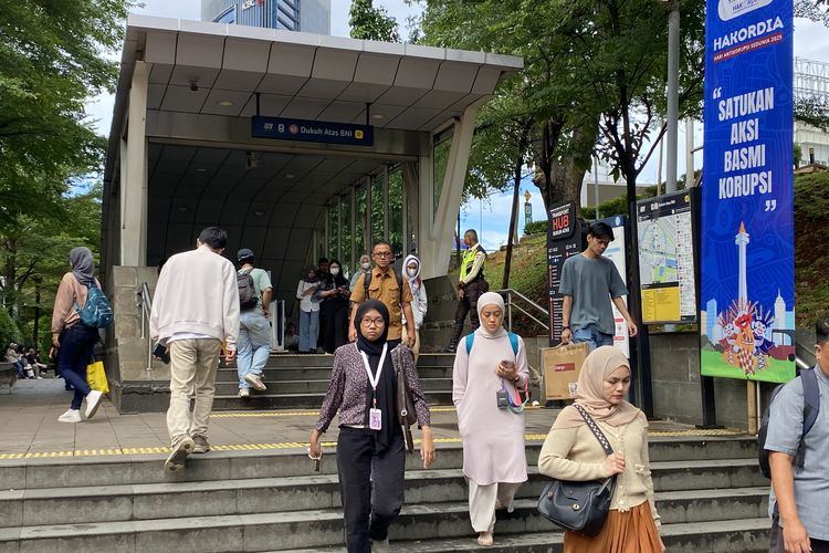 BPS: Satu dari Tiga Pekerja Indonesia Belum Bekerja Penuh