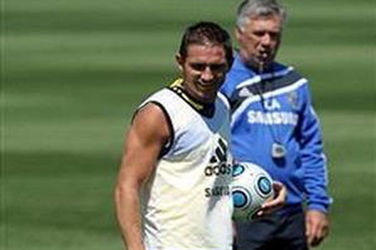 Frank Lampard dan pelatih Chelsea, Carlo Ancelotti.