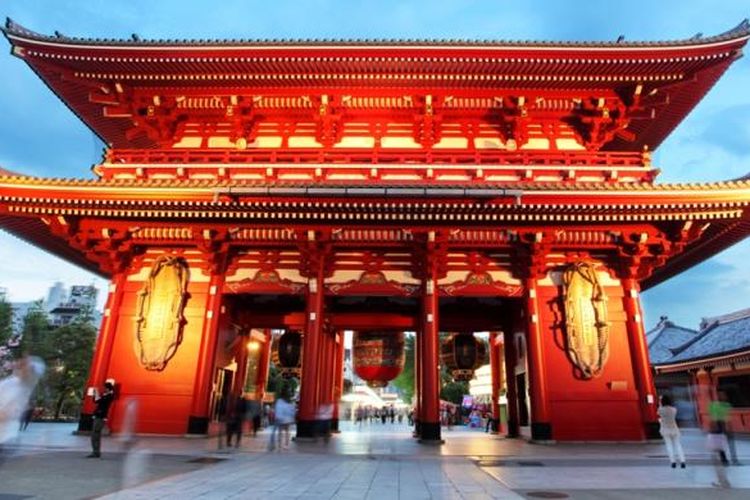 ILUSTRASI - Kuil di Asakusa, Tokyo, Jepang.