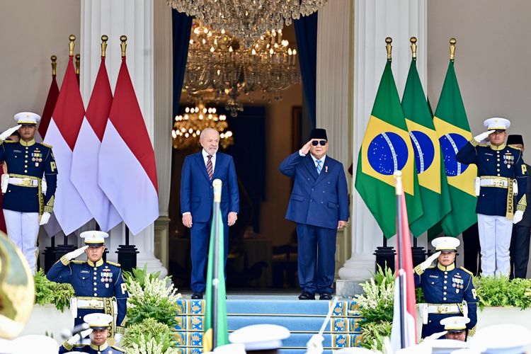 Presiden Prabowo Subianto menerima kunjungan kenegaraan Presiden Brasil Luiz Inácio Lula da Silva di Istana Merdeka, Kompleks Istana Kepresidenan, Jakarta Pusat, Kamis (23/10/2025). 