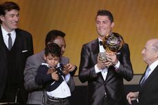 Ronaldo Jual Trofi Ballon d'Or 2013 Seharga Rp 9,8 Miliar kepada Konglomerat Israel