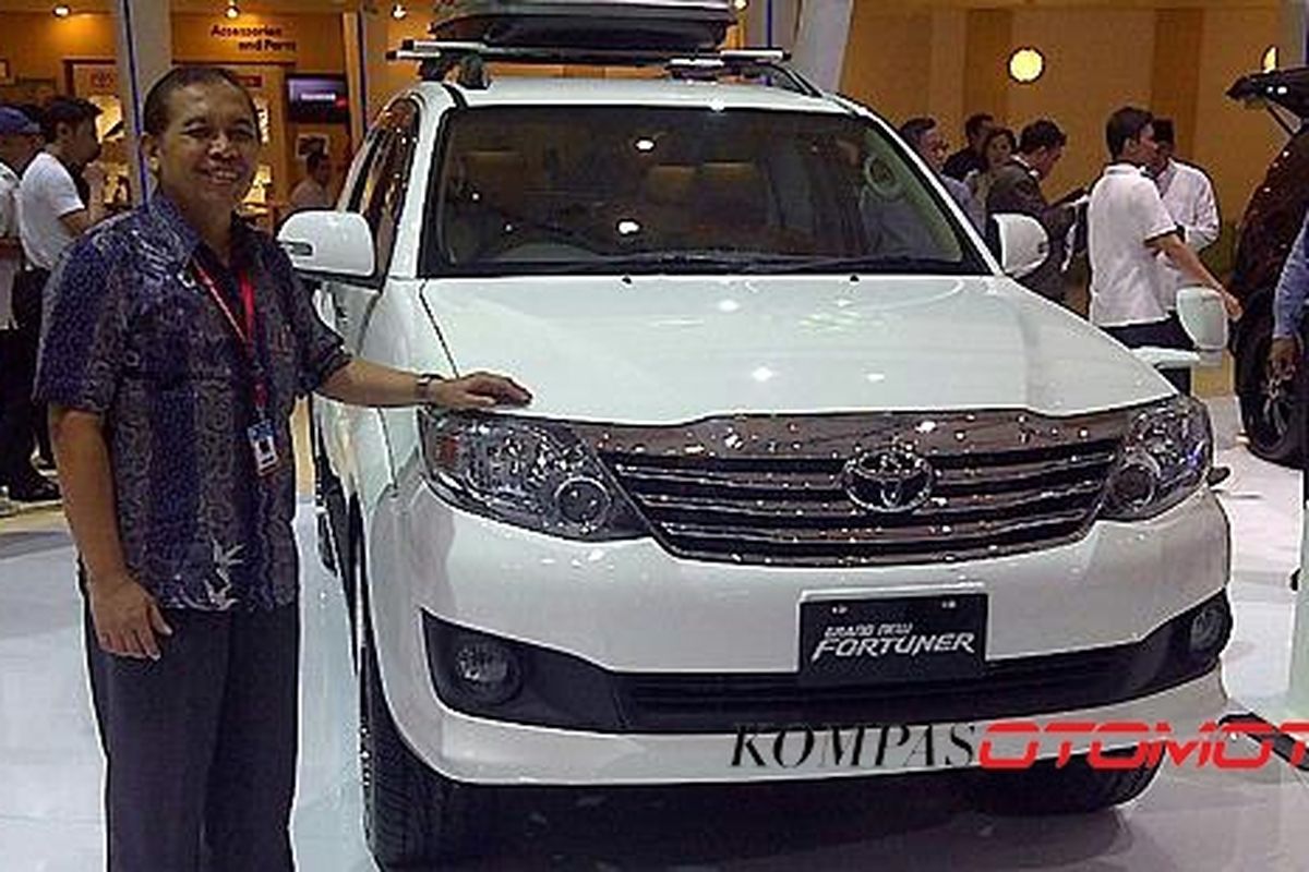 Joko, pensiunan Direktur Pemasaran PT Toyota Astra Motor.