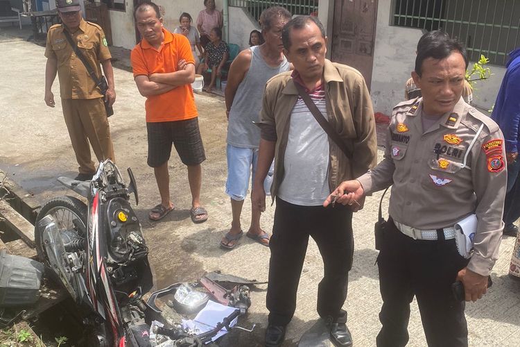 Lintasi Rel Tanpa Palang, Pemotor di Medan Tewas Tertabrak Kereta