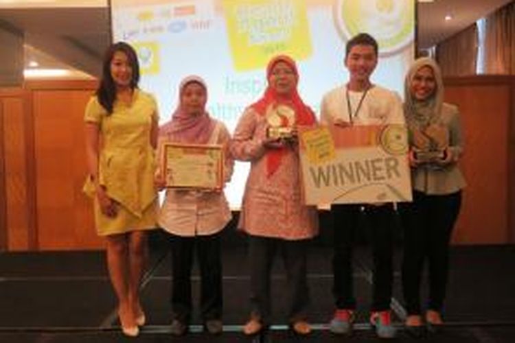 Tim Taruma Sakti sebagai pemenang Health Agent Award 2015.