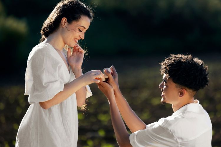 5 Zodiak Ini Dikenal Paling Romantis, Apakah Pasangan Anda Termasuk?