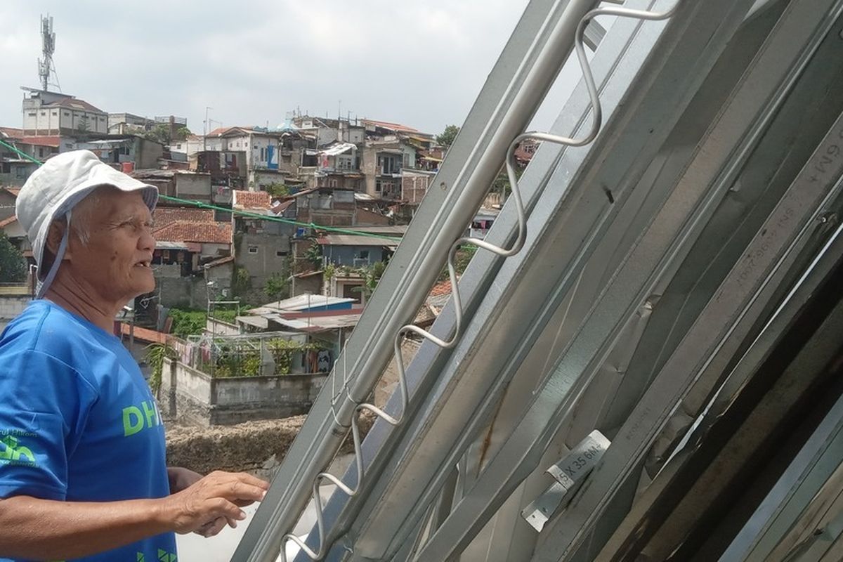 Puting Beliung Terjang Permukiman di Bandung, Puluhan Rumah Rusak, Warga Berlarian Sambil Bertakbir