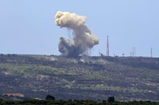 Hezbollah Tembakkan Puluhan Roket Katyusha ke Pangkalan Israel