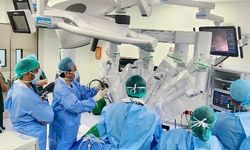 Siloam Lakukan Operasi Batu Empedu Robotik Perdana, Pasien Pulih Lebih Cepat