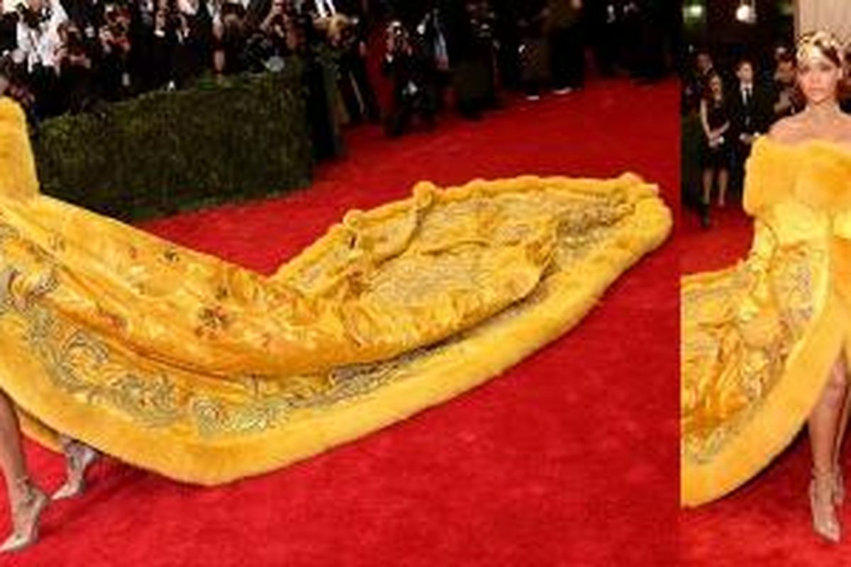 Gaun adibusana rancangan Guo Pei yang dikenakan Rihanna pada ajang Met Gala 2015. 