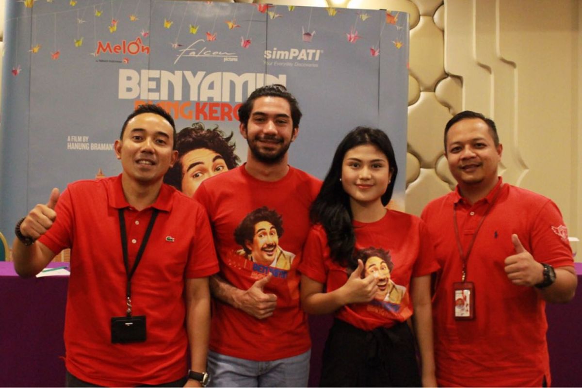 Reza Rahadian dan Delia Husein dalam acara Meet and Greet Film Benyamin Biang Kerok bersama Telkomsel, Rabu (8/3/2018).