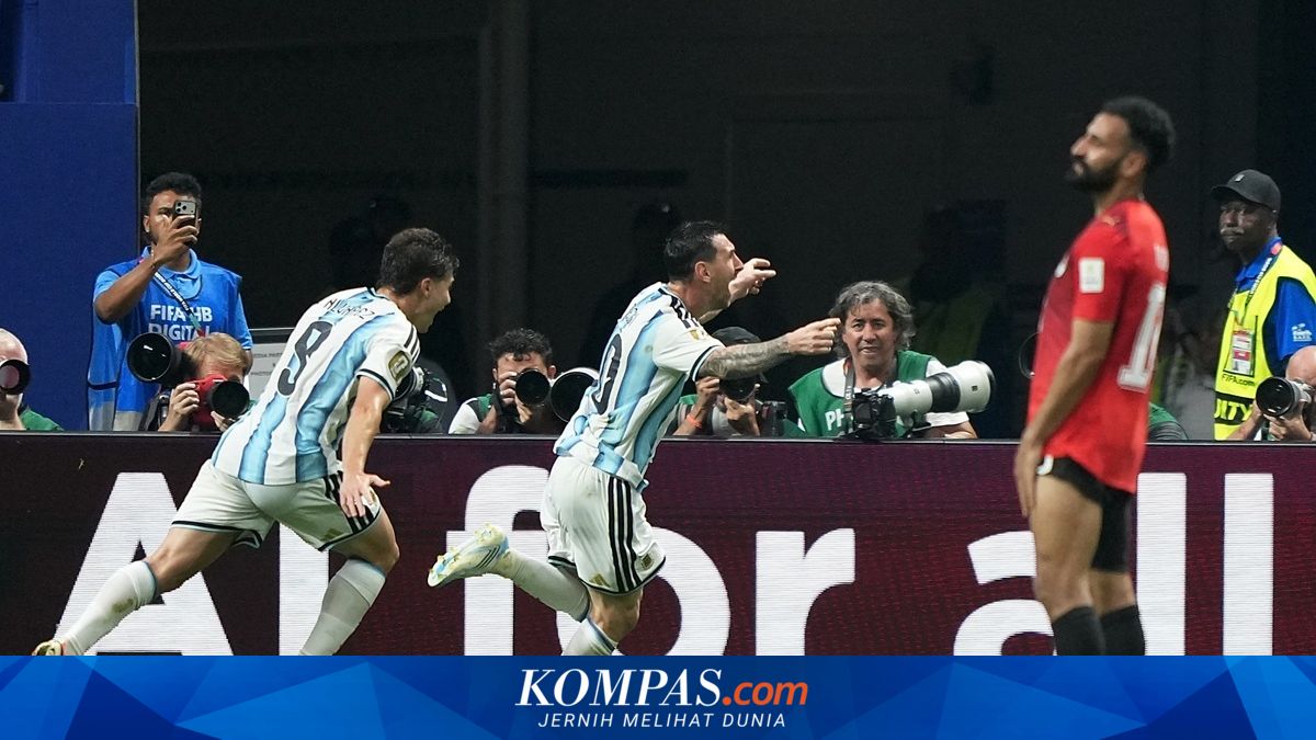 Moh Salah Kumpulkan Pemain Mesir Usai Kalah Dramatis 2-3 dari Argentina, Sampaikan Pesan Ini