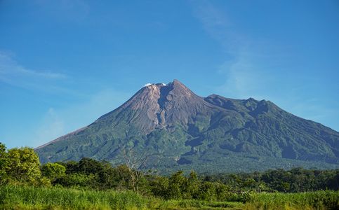 5 Best Spots to Take Indonesia's Mount Merapi Photos 