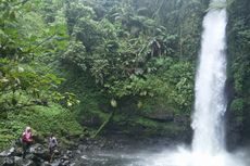 Menikmati Eksotisme Curug Sawer di Sukabumi