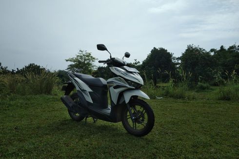 Adu Fitur New Honda Vario 125 dan Yamaha Fazzio Hybrid