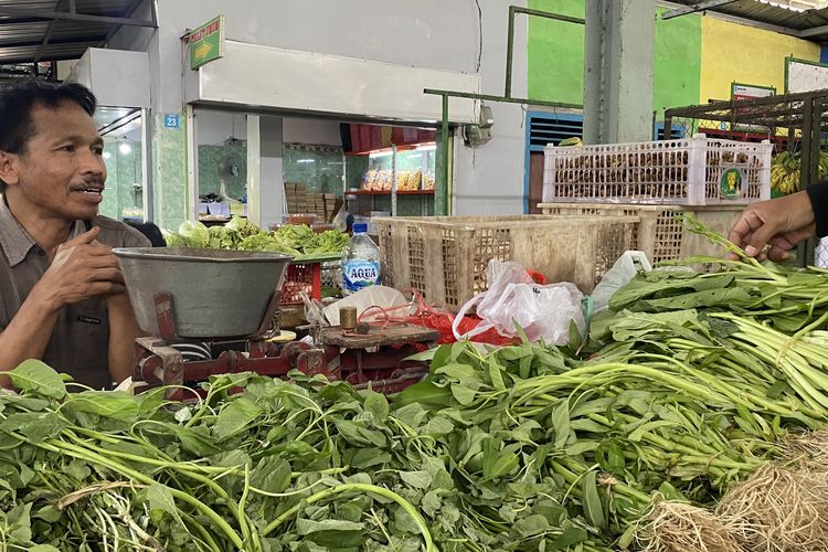 Harga Kebutuhan Pokok di Malang Naik, Pedagang Keluhkan Omzet Turun hingga 80 Persen