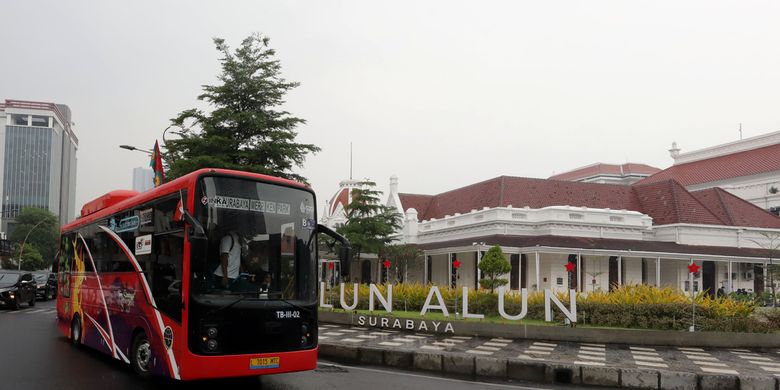 Berita Harian Bus-listrik-di-surabaya-berhenti-beroperasi Terbaru Hari ...