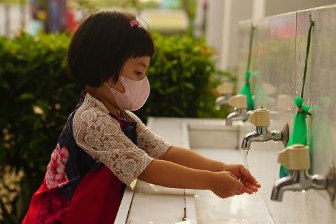Cegah Hepatitis Akut Misterius, 7 Cara Membiasakan Anak Mencuci Tangan