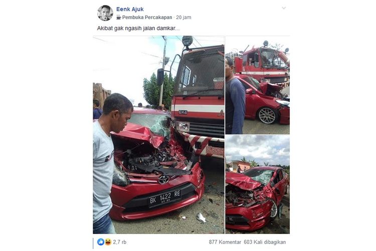 Unggahan yang menyebutkan mobil sedan tertabrak mobil damkar karena tidak memberi jalan.