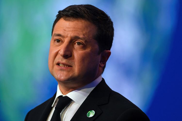 Presiden Ukraina Volodymyr Zelensky saat mempresentasikan pernyataan negaranya dalam konferensi iklim COP26 Glasgow, di Skotlandia, 1 November 2021.