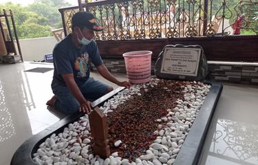 Peringati Satu Tahun Meninggalnya Didi Kempot, Ratusan Sobat ...