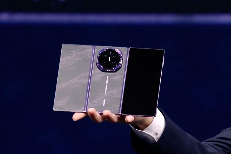Huawei Mate XT 2 Ultimate Design Resmi, HP Lipat Tiga dengan Konsep Mirip Samsung Galaxy Z TriFold