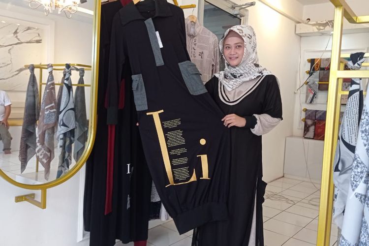 Produk fashion asal Purworejo, Jawa Tengah, Li Scarf ikut dalam ajang Modest Fashion Day Kazzan Summit yang digelar di Rusia selama tiga hari mulai 19 Mei 2022. 