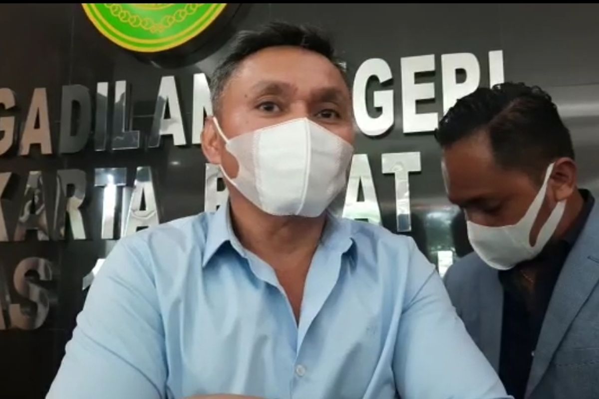 Nus Kei ketika ditemui wartawan saat menghadiri sidang John Kei di Pengadilan Negeri Jakarta Barat, Rabu (27/1/2021).