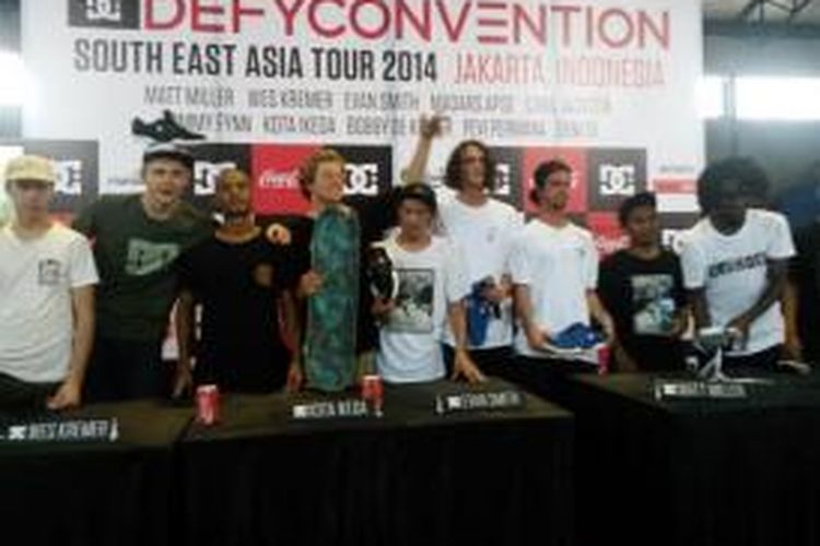 Atlet skateboard dunia hadir di Jakarta, Jumat (31/10/2014).