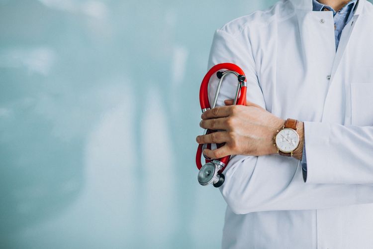 Kemenkes Klaim Selalu Ajak Diskusi Dokter Tiap Susun Kebijakan, Termasuk FK UI yang Mengkritiknya