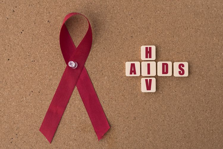 Memahami akibat putus obat bagi pengidap HIV/AIDS sangatlah penting agar tidak memicu masalah kesehatan yang lebih serius.