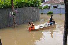 Kelapa Gading Lumpuh karena Banjir, Warga Minta Pintu Air Sunter Segera Dibuka