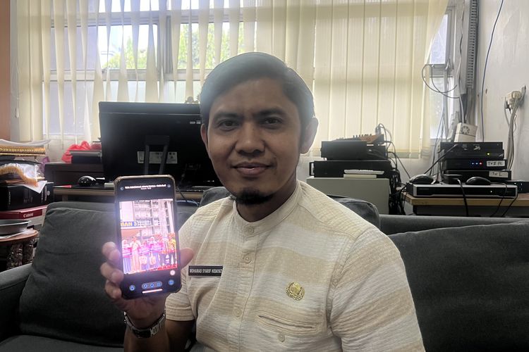 Demi Istri, Staf Sekolah Ini Nekat Dekati Ji Chang Wook Saat Kunjungan ke SMAN 3