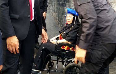 Rachmawati Soekarnoputri usai berziarah ke Makam Presiden Soekarno, ayahandanya, di Kelurahan Bendogerit, Kota Blitar, Kamis sore (17/6/2021)