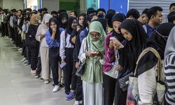 Lapangan Kerja, Kemiskinan, Ketimpangan, dan Pertumbuhan Ekonomi Berkualitas